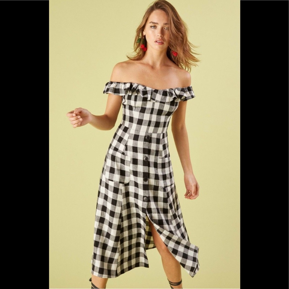 Hattie Off the Shoulder Linen Dress 8 (no offers)